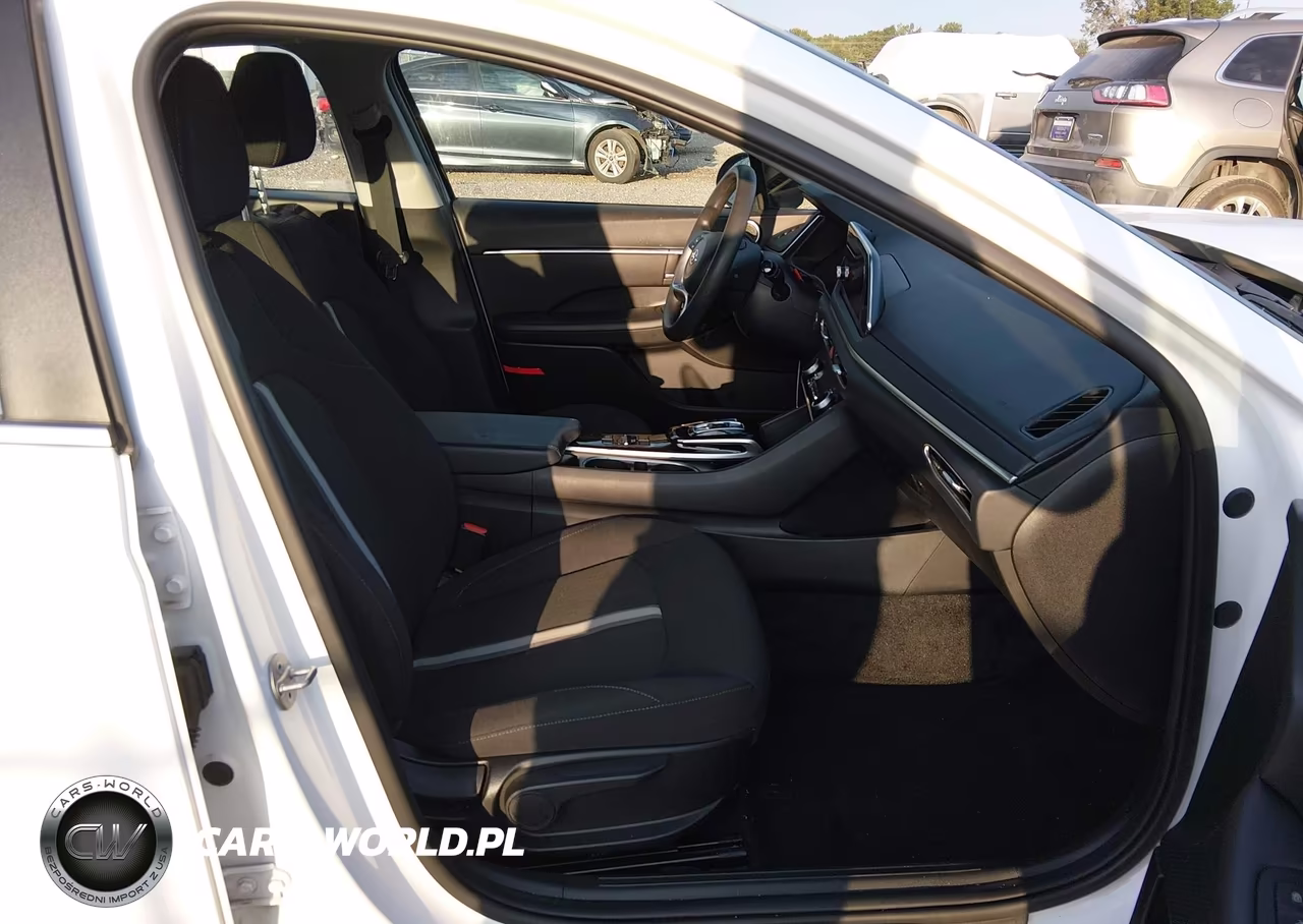2023 Hyundai Sonata Sel VIN:KMHL64JAXPA302065 - 5