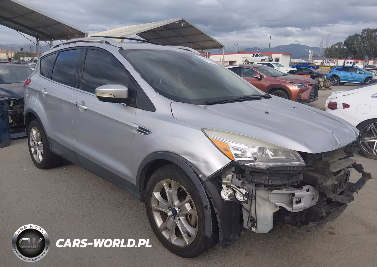 2014 Ford Escape Titanium – zdjęcie 1 z 17