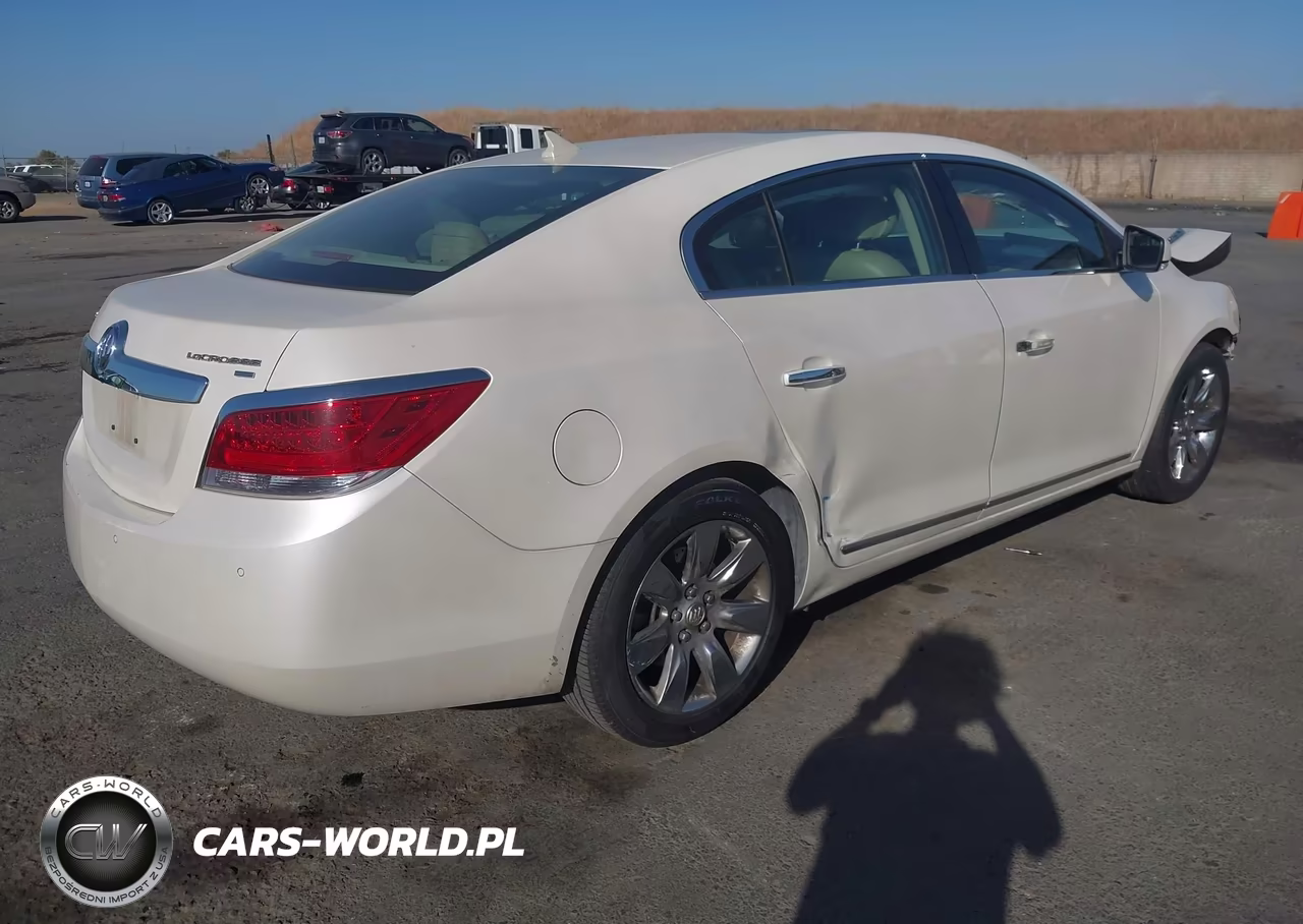 2011 Buick Lacrosse Cxl VIN:1G4GC5GD3BF266345 - 4