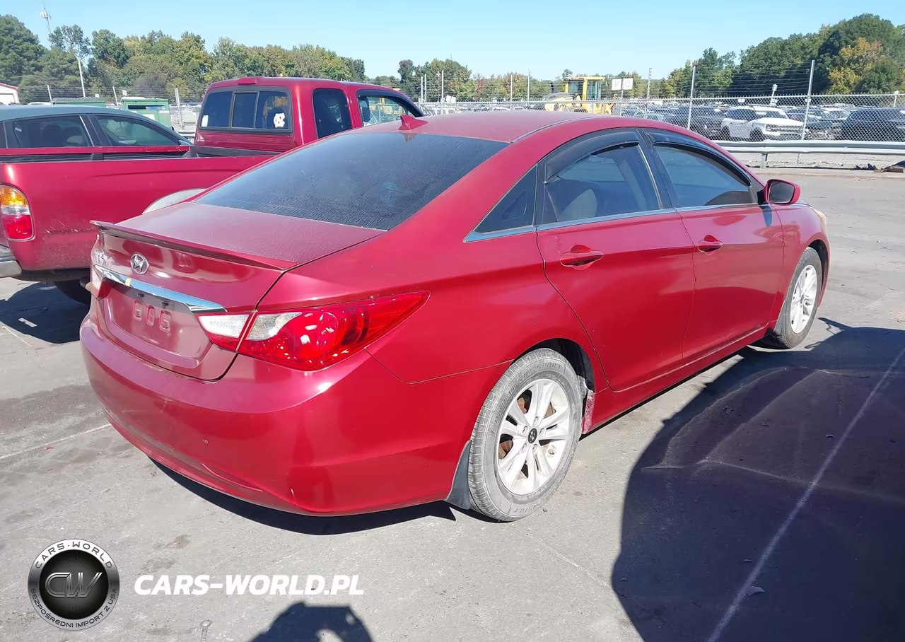 2013 Hyundai Sonata Gls VIN:5NPEB4AC1DH527943 - 4