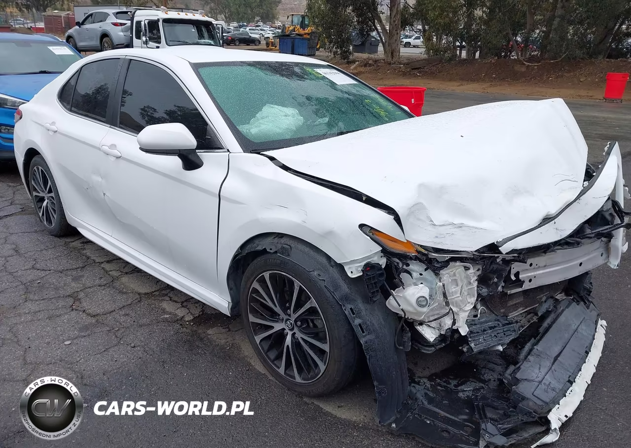2019 Toyota Camry Se – zdjęcie 1 z 17