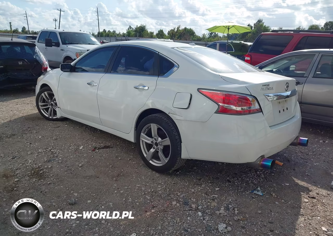 2015 Nissan Altima 2.5 S VIN:1N4AL3AP8FC249460 - 3