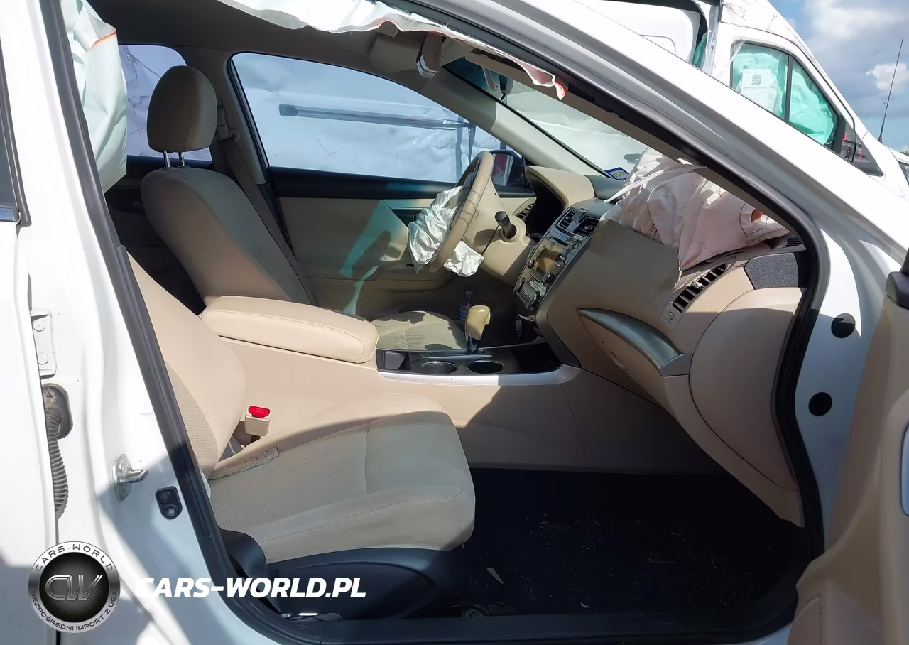 2015 Nissan Altima 2.5 S VIN:1N4AL3AP8FC249460 - 5
