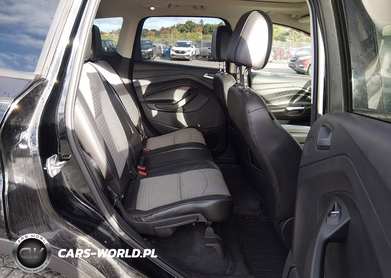 2017 Ford Escape Titanium VIN:1FMCU9J9XHUA57292 - 8