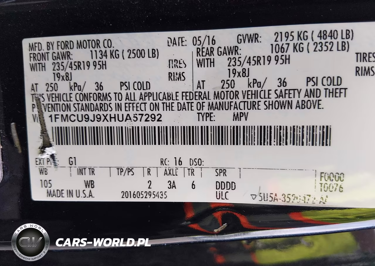 2017 Ford Escape Titanium VIN:1FMCU9J9XHUA57292 - 9