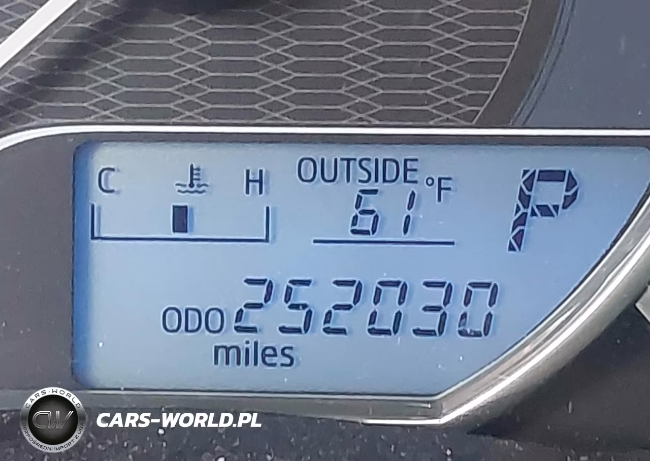 2014 Toyota Corolla L VIN:5YFBURHE1EP071870 - 15