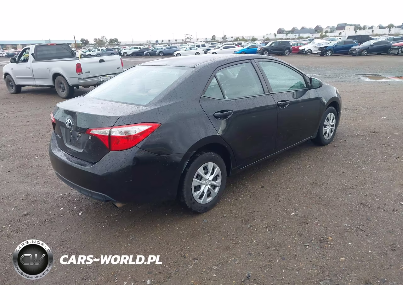 2014 Toyota Corolla L VIN:5YFBURHE1EP071870 - 4