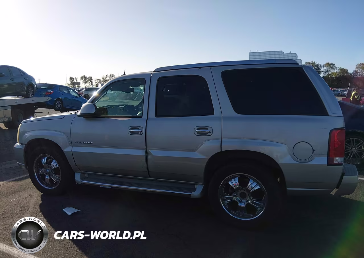 2005 Cadillac Escalade Standard VIN:1GYEC63T55R127233 - 13