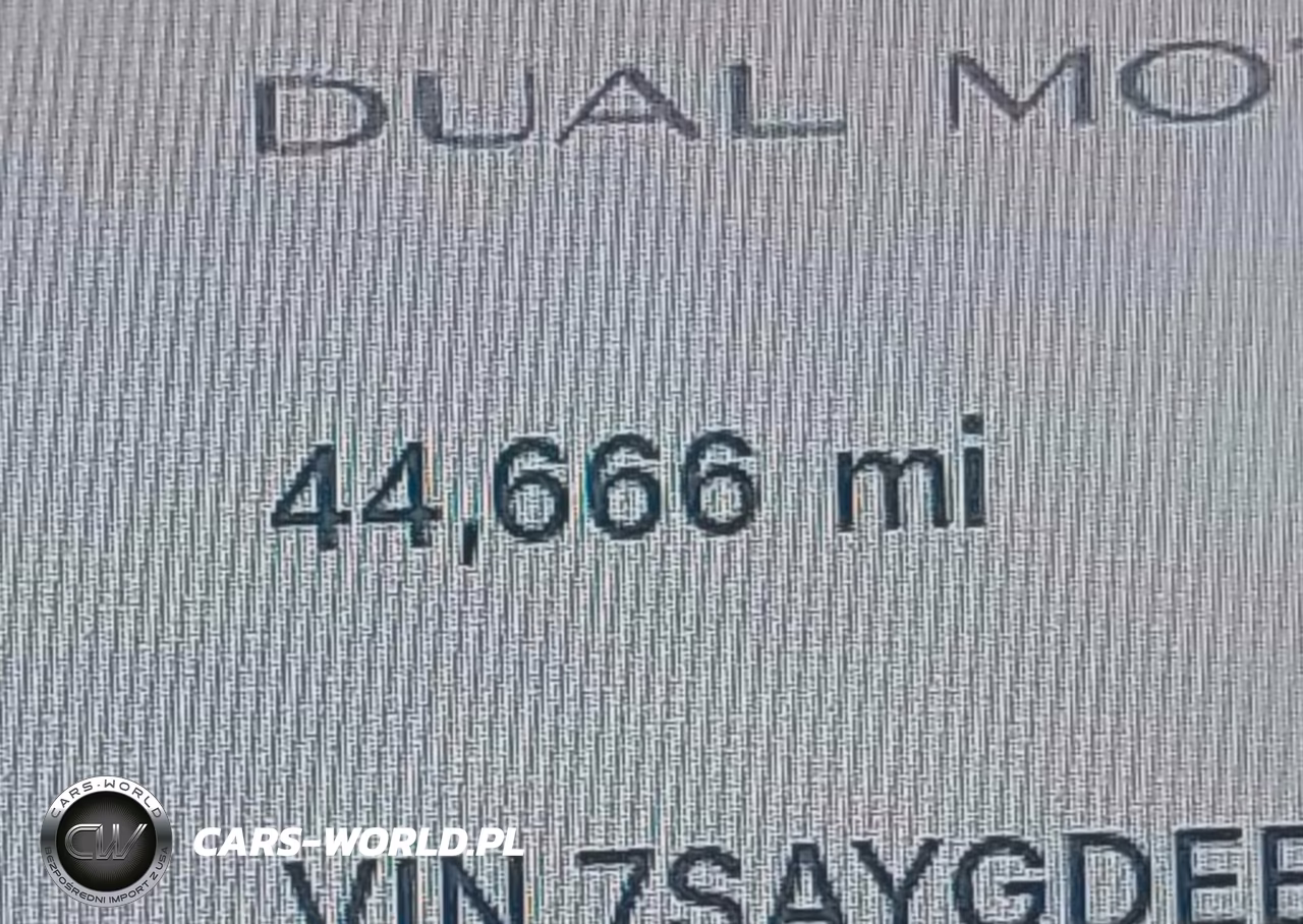 2023 Tesla Model Y VIN:7SAYGDEE1PF814327 - 15