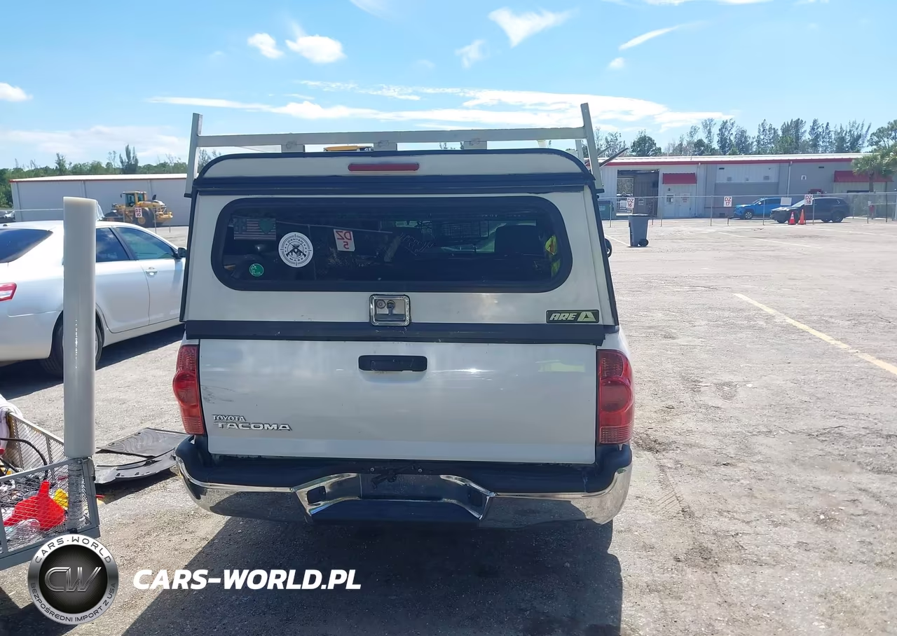 2014 Toyota Tacoma VIN:5TFNX4CN9EX039457 - 16