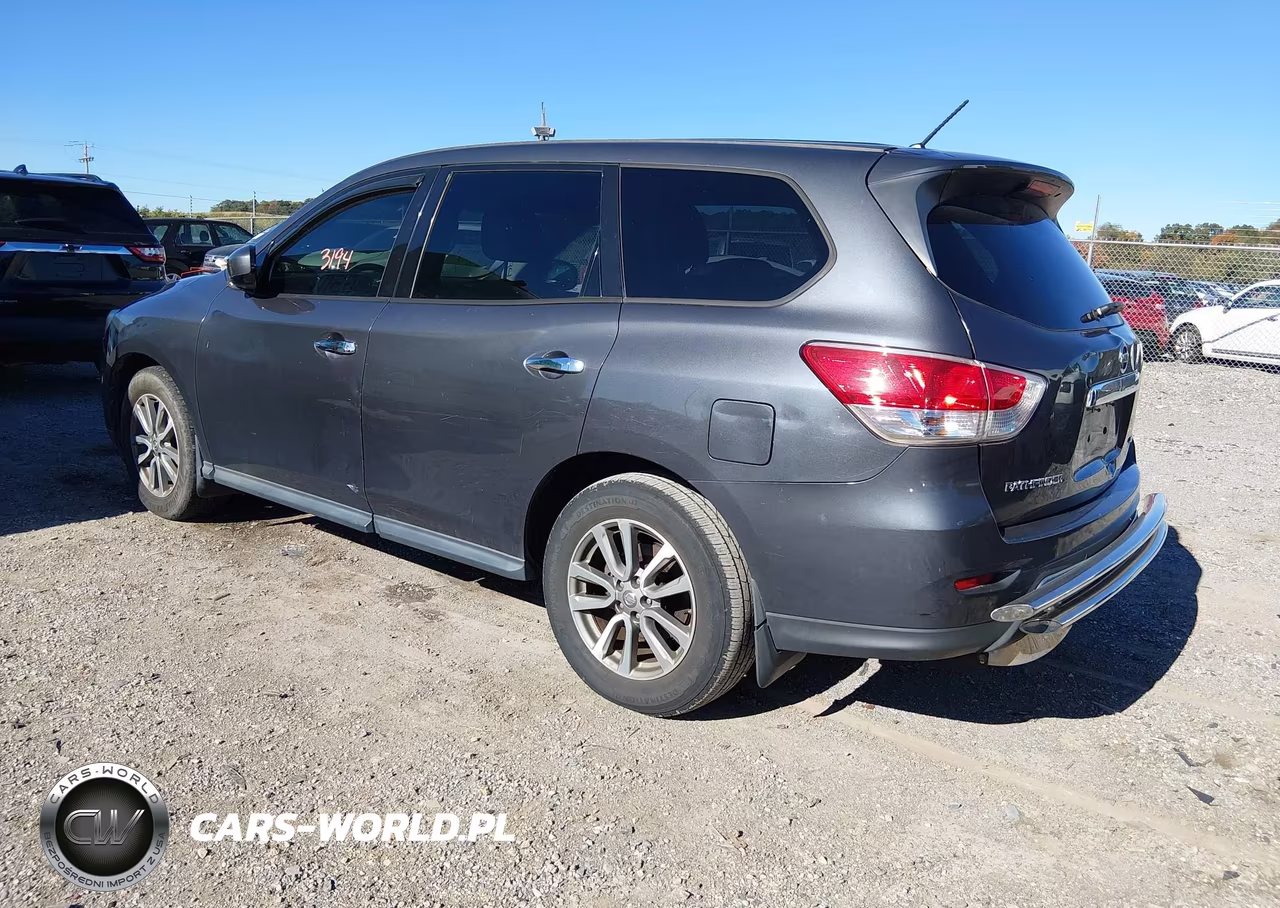 2013 Nissan Pathfinder S VIN:5N1AR2MM7DC687965 - 3