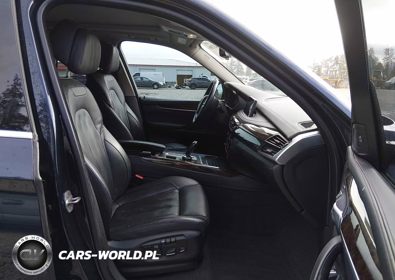 2015 BMW X5 xDrive50I VIN:5UXKR6C58F0J77461 - 17