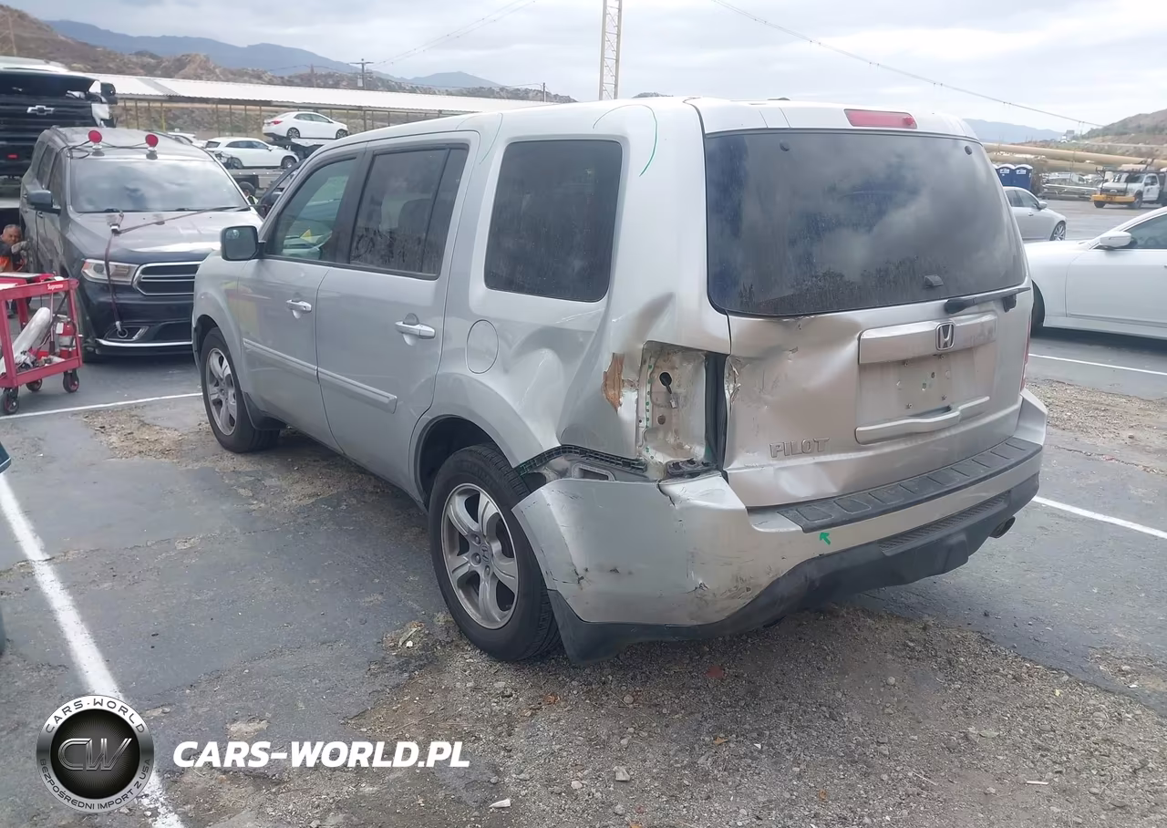 2014 Honda Pilot Ex-L VIN:5FNYF4H7XEB047703 - 3