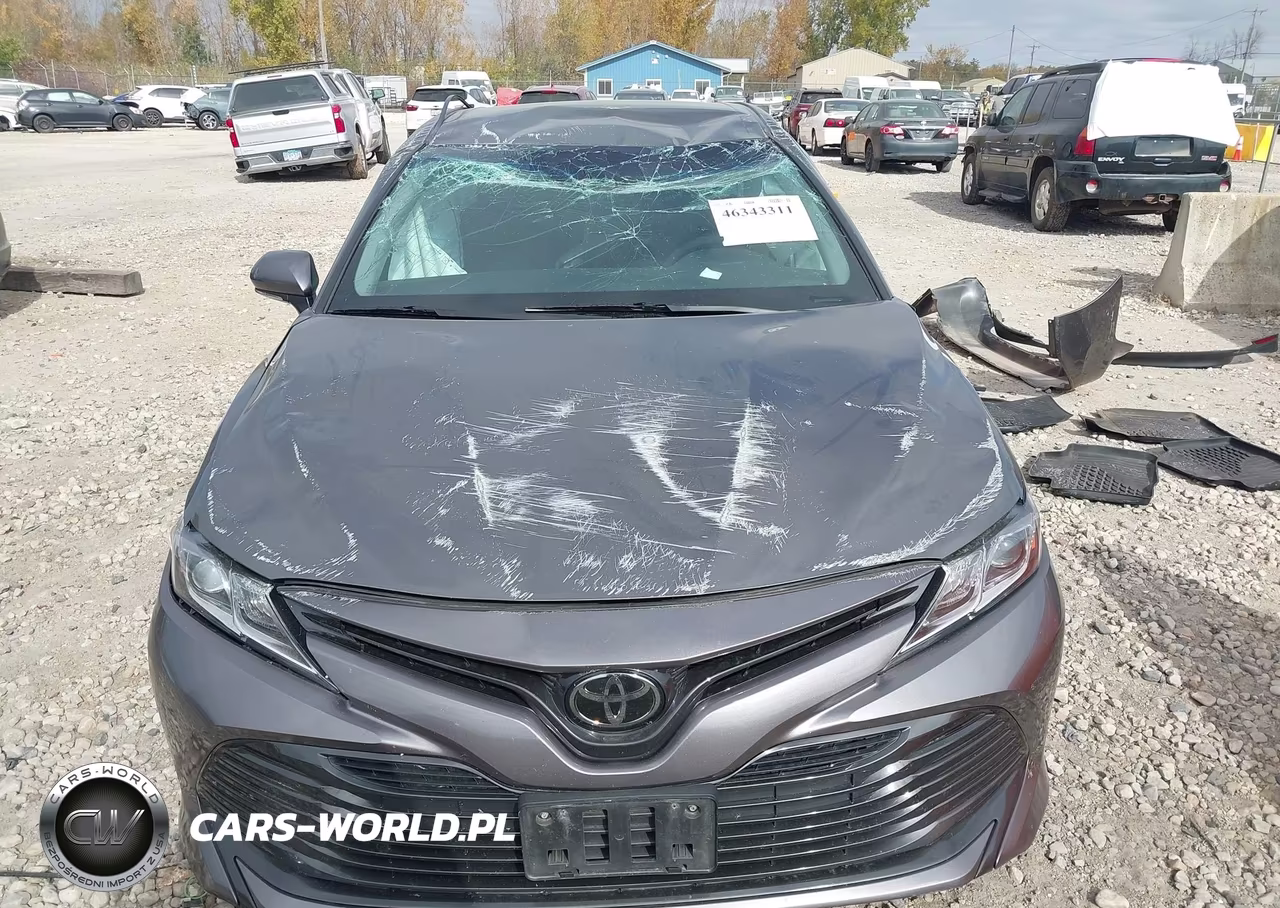 2018 Toyota Camry Le VIN:4T1B11HK0JU543212 - 13