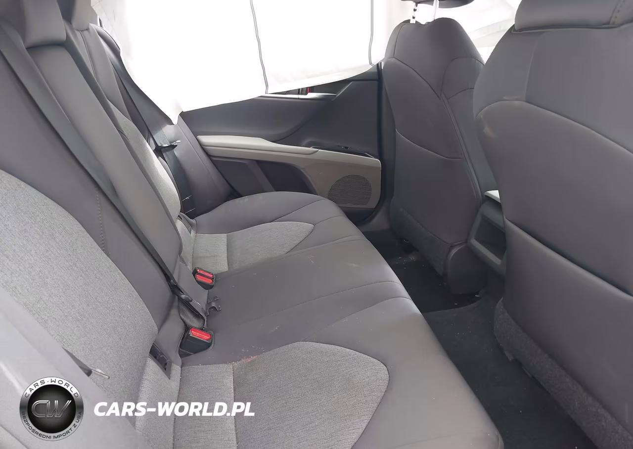 2018 Toyota Camry Le VIN:4T1B11HK0JU543212 - 8