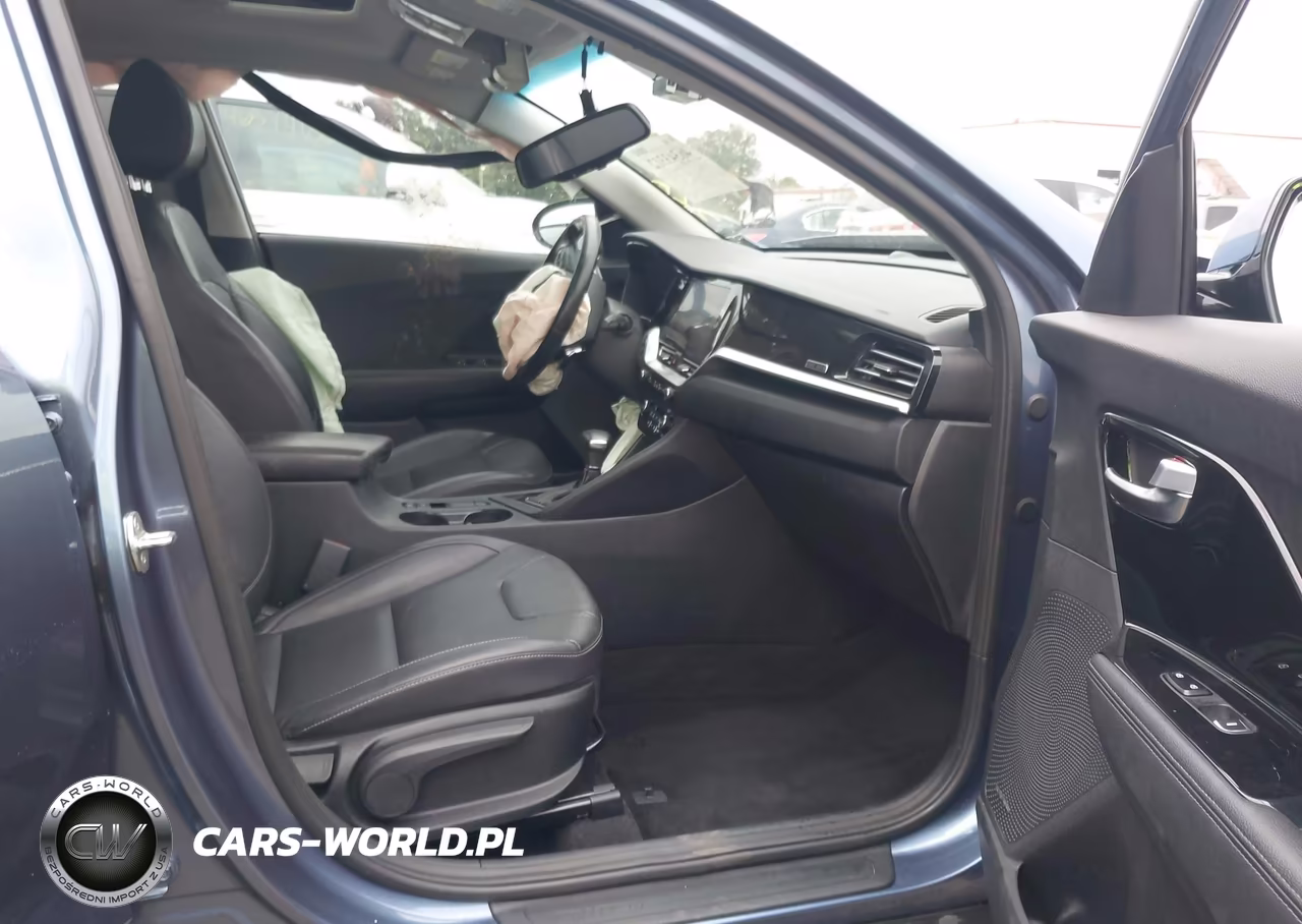 2022 Kia Niro Touring Se VIN:KNDCC3LC4N5536665 - 5