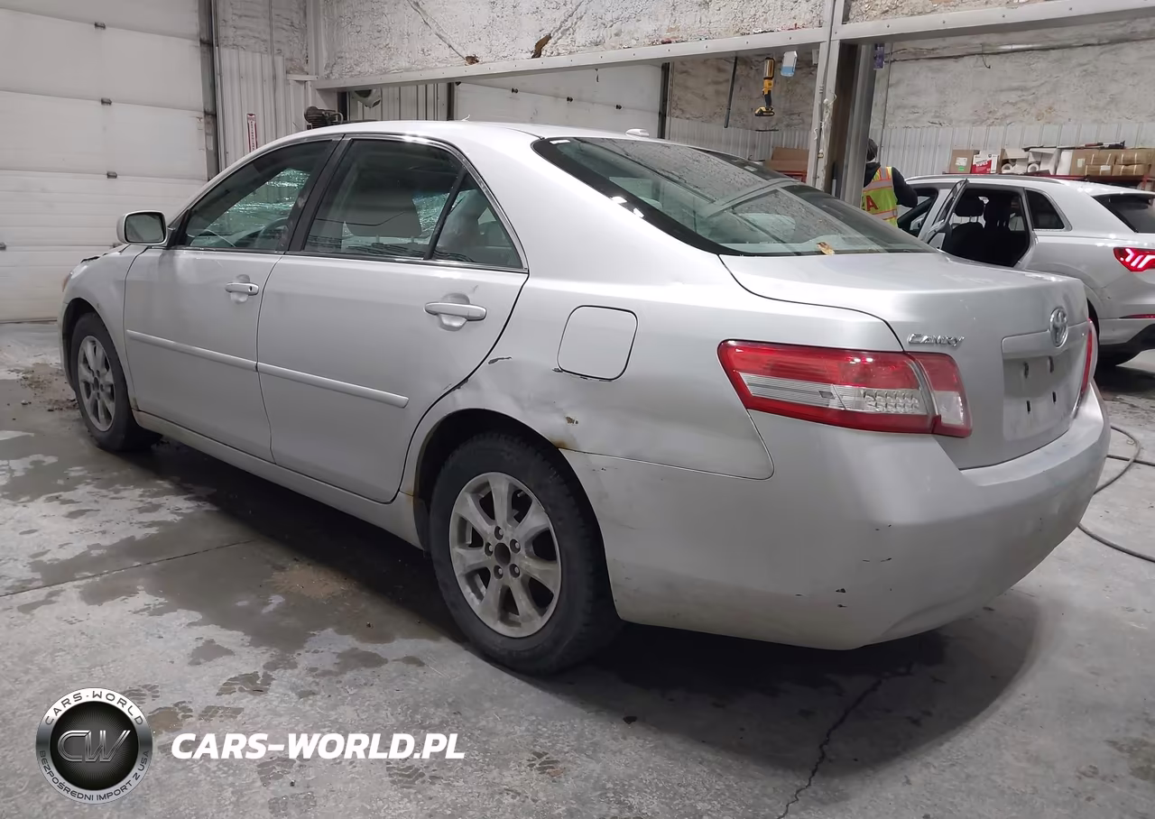 2010 Toyota Camry Le VIN:4T1BF3EK6AU106977 - 3