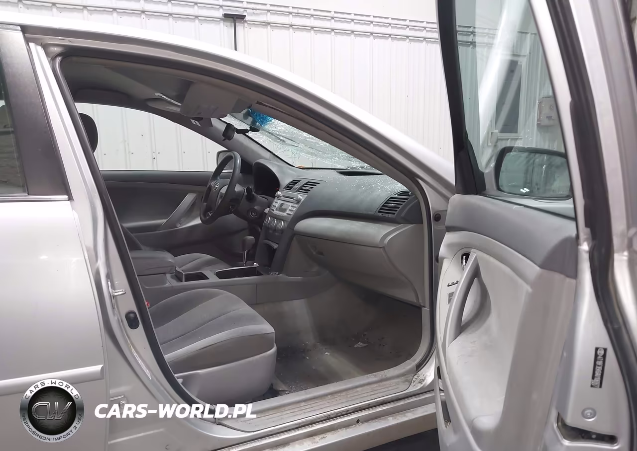 2010 Toyota Camry Le VIN:4T1BF3EK6AU106977 - 5