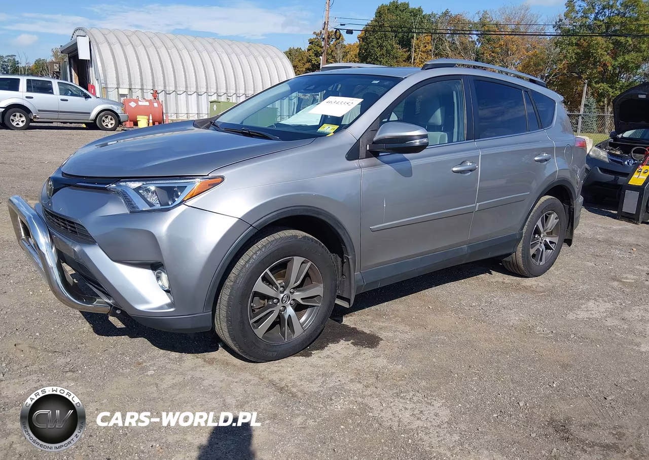 2017 Toyota Rav4 Xle VIN:2T3RFREV1HW550667 - 2