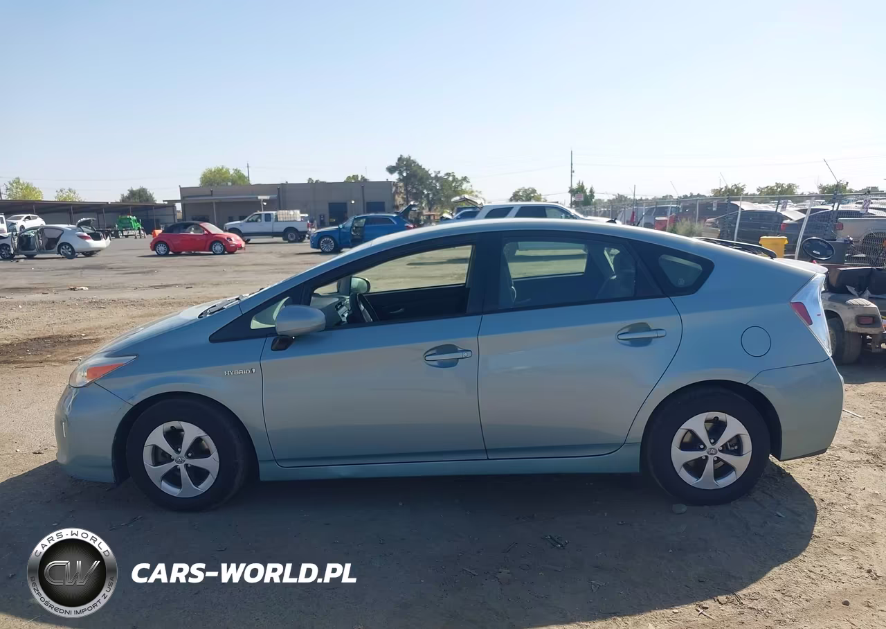 2014 Toyota Prius Two VIN:JTDKN3DU3E1823483 - 14