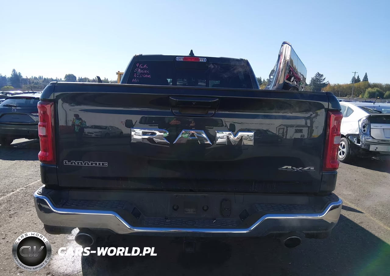 2026 Ram 1500 Laramie 4X4 5'7 Box VIN:1C6SRFJP0TN369405 - 17