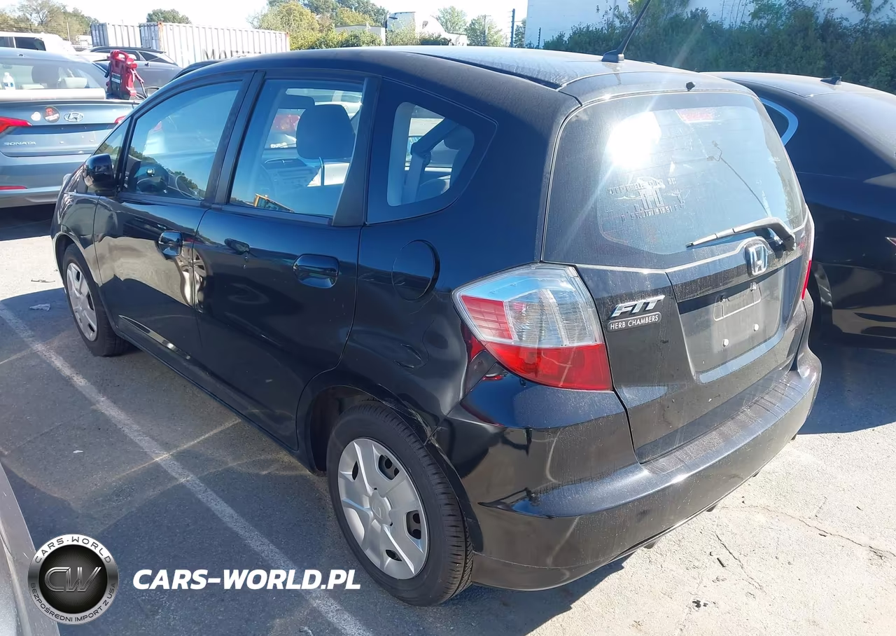 2012 Honda Fit VIN:JHMGE8H31CS008063 - 3