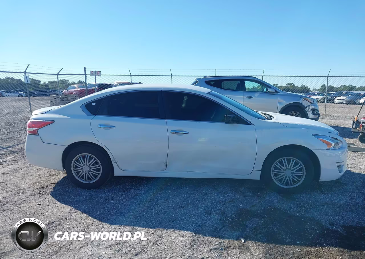 2015 Nissan Altima 2.5 S VIN:1N4AL3AP7FC264354 - 13