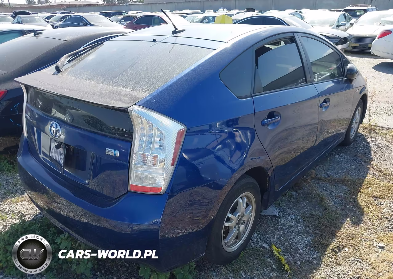 2010 Toyota Prius Iii VIN:JTDKN3DU3A0148329 - 4