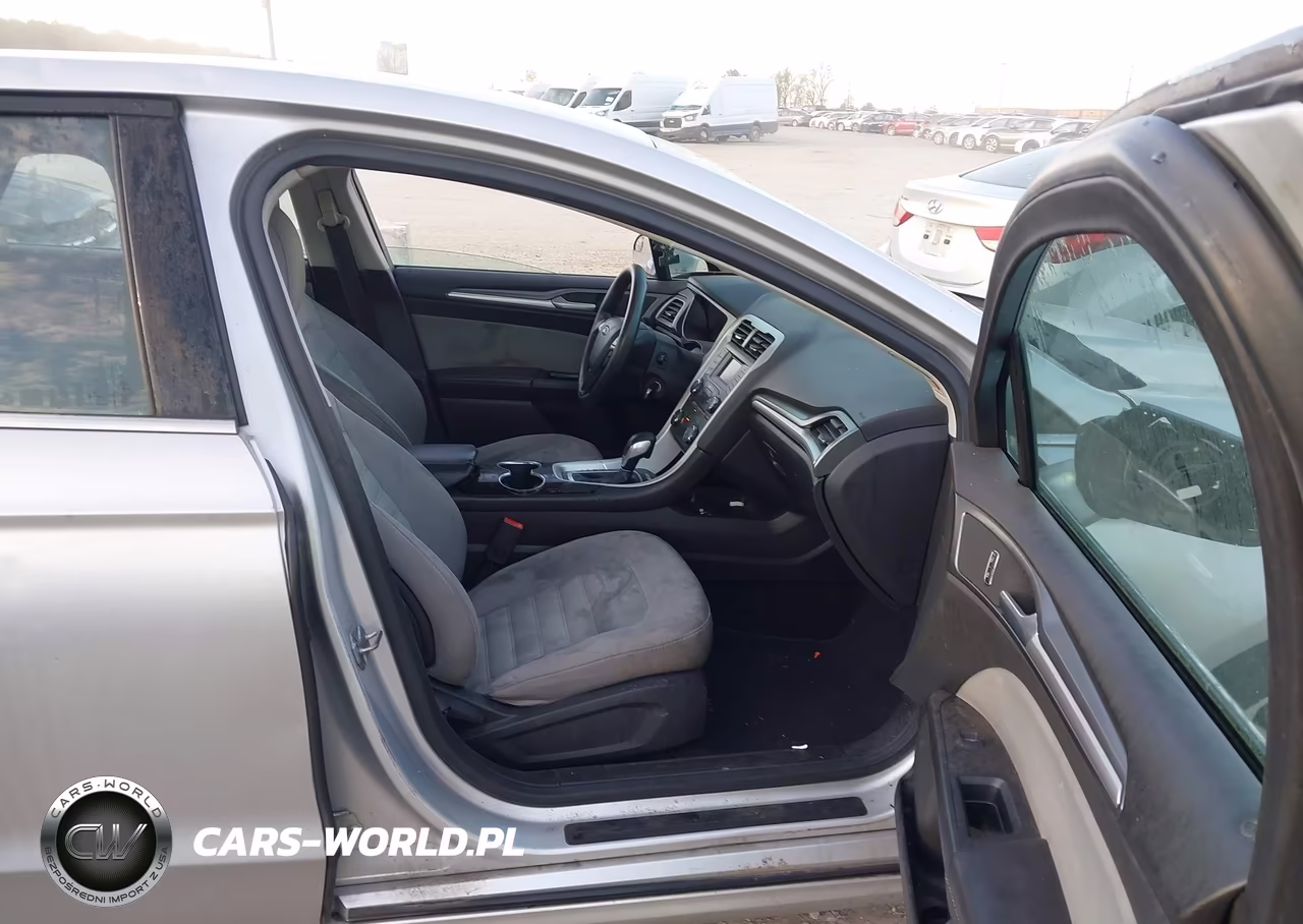2015 Ford Fusion S VIN:3FA6P0G76FR159080 - 5