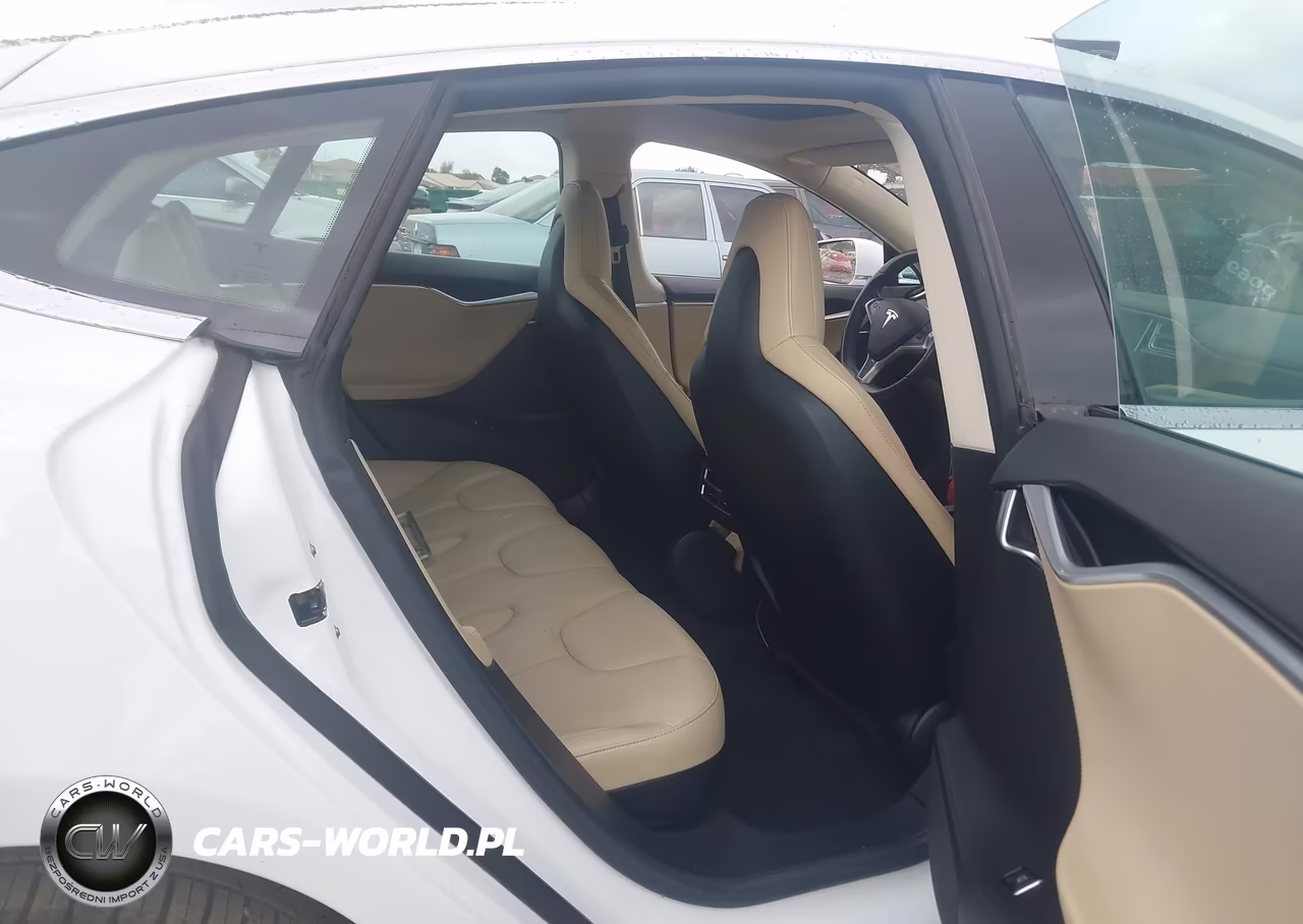 2013 Tesla Model S VIN:5YJSA1CN4DFP20556 - 8
