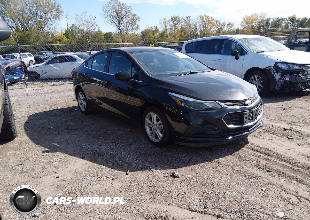 2017 Chevrolet Cruze Lt Auto – zdjęcie 1 z 16