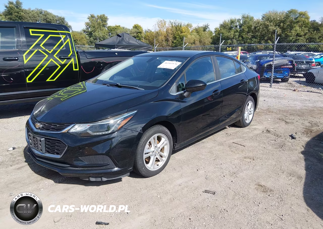 2017 Chevrolet Cruze Lt Auto VIN:1G1BE5SMXH7180011 - 2
