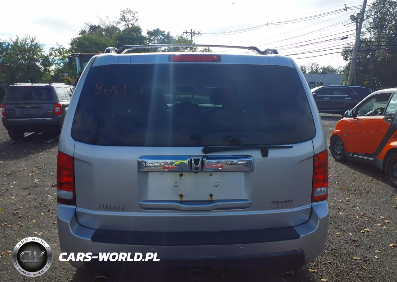 2011 Honda Pilot Touring VIN:5FNYF4H94BB097512 - 16