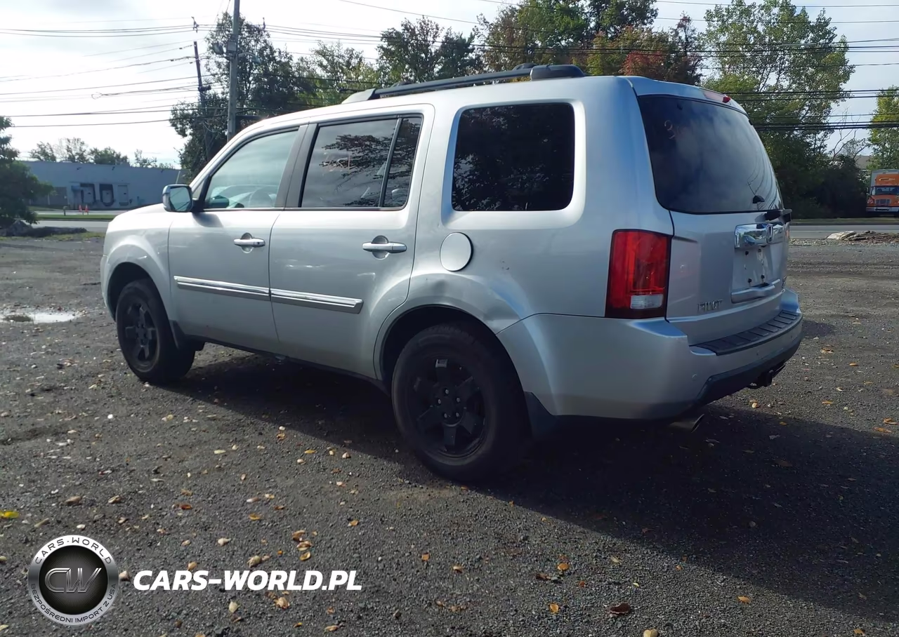2011 Honda Pilot Touring VIN:5FNYF4H94BB097512 - 3