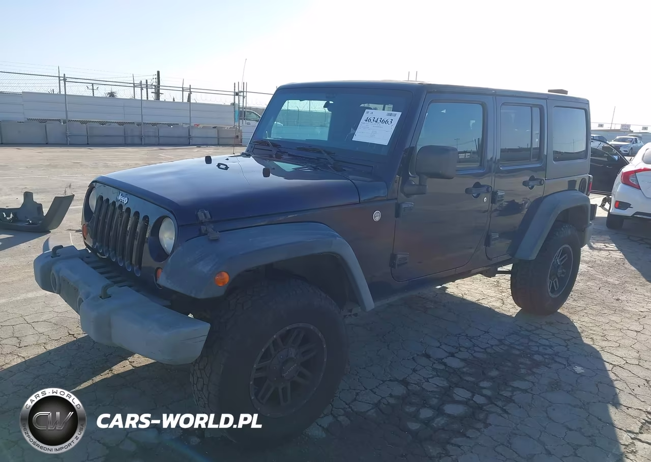2013 Jeep Wrangler Unlimited Sport VIN:1C4BJWDG0DL582086 - 2