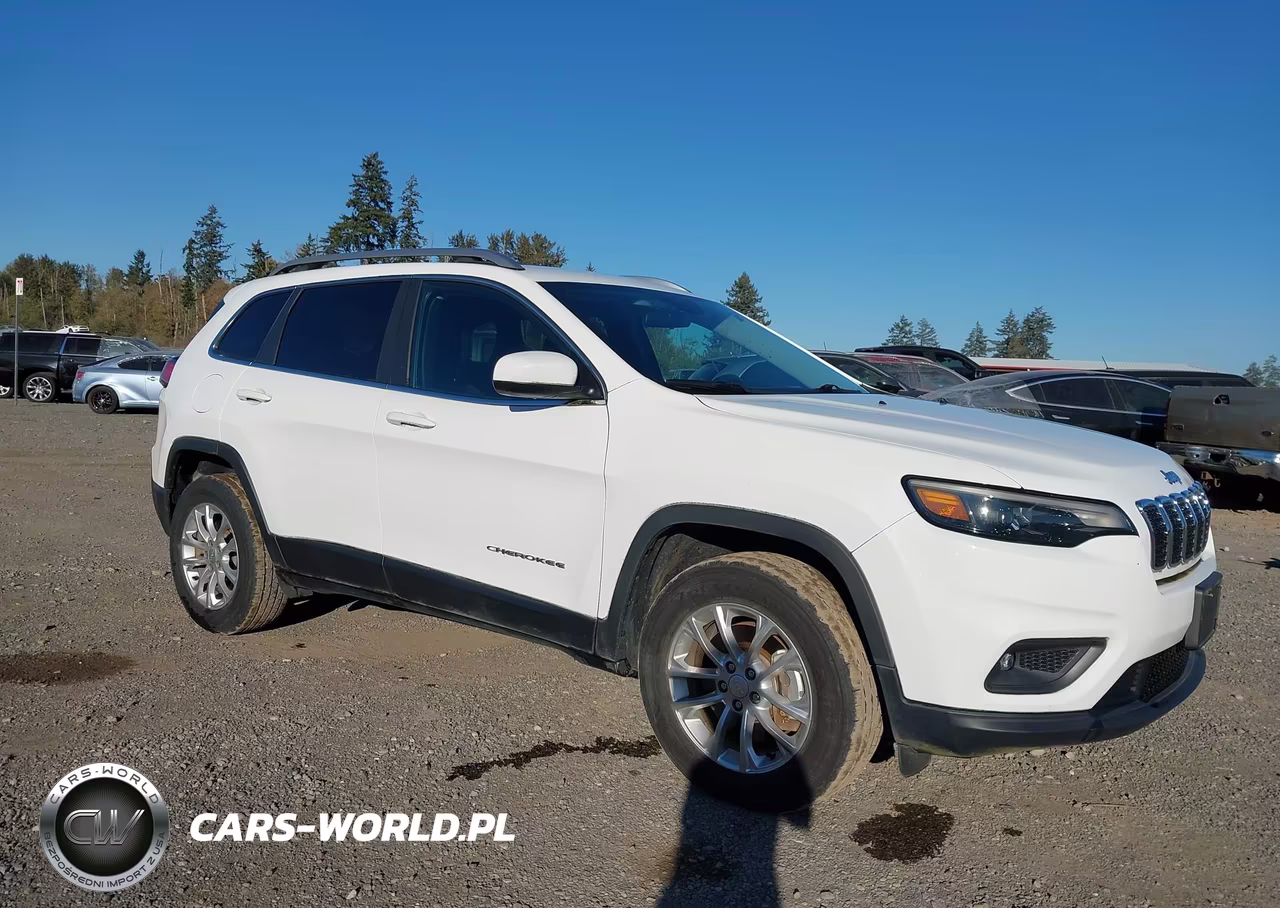 2019 Jeep Cherokee Latitude 4X4 – zdjęcie 1 z 16