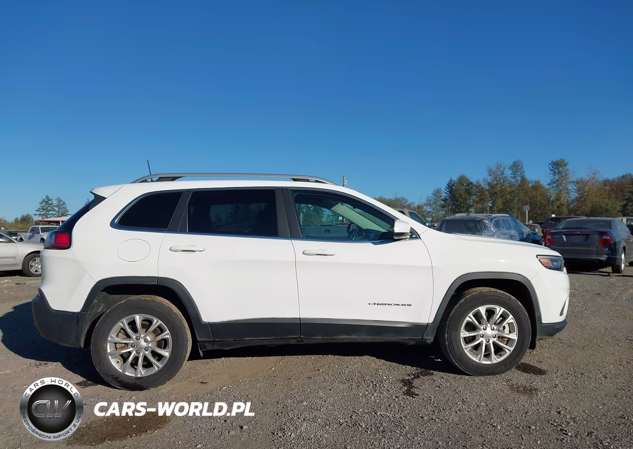 2019 Jeep Cherokee Latitude 4X4 VIN:1C4PJMCB4KD210533 - 13