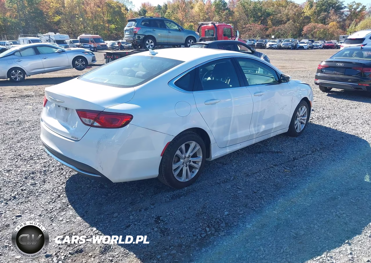 2016 Chrysler 200 Limited VIN:1C3CCCABXGN172916 - 4