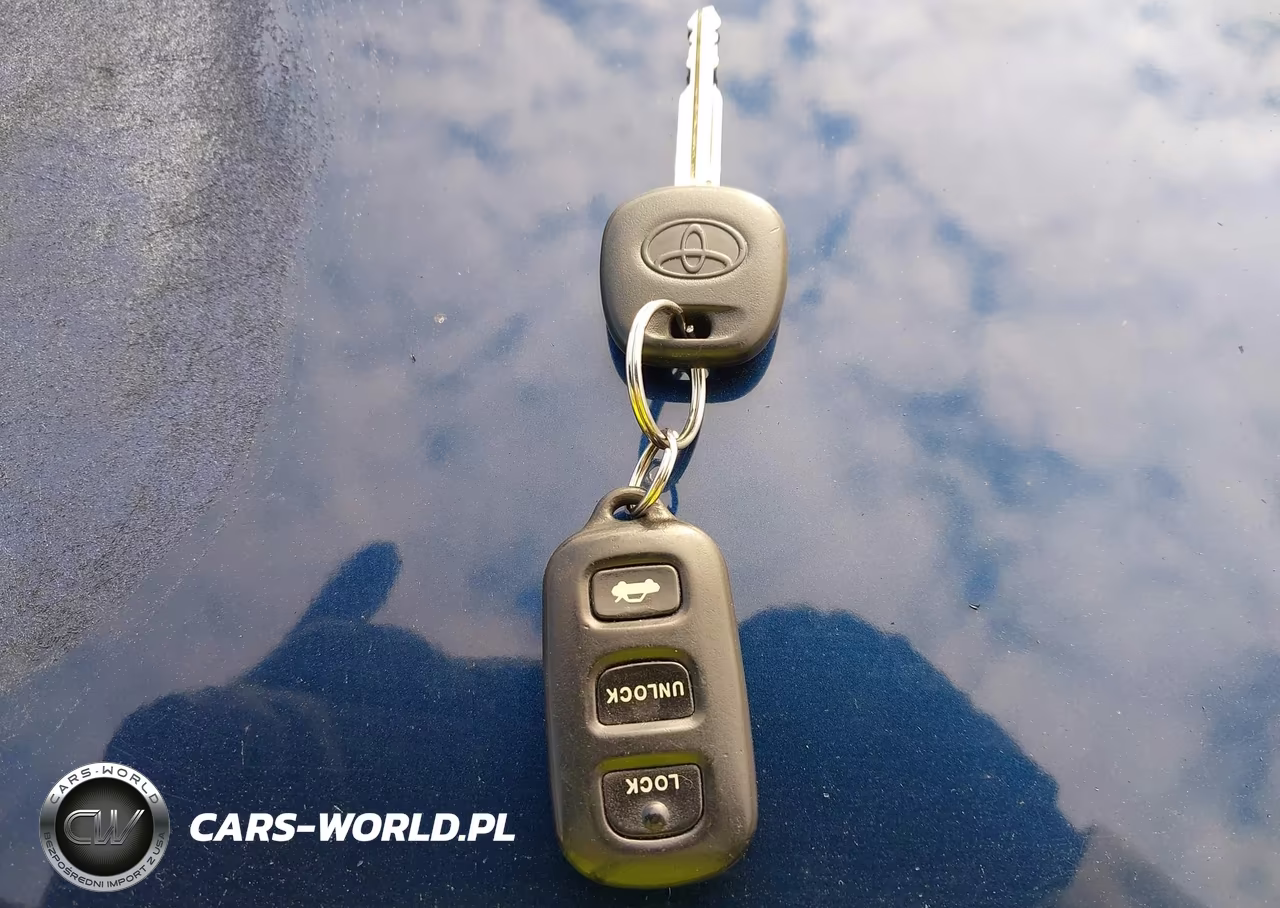 2003 Toyota Camry Xle V6 VIN:4T1BF32K33U056885 - 11