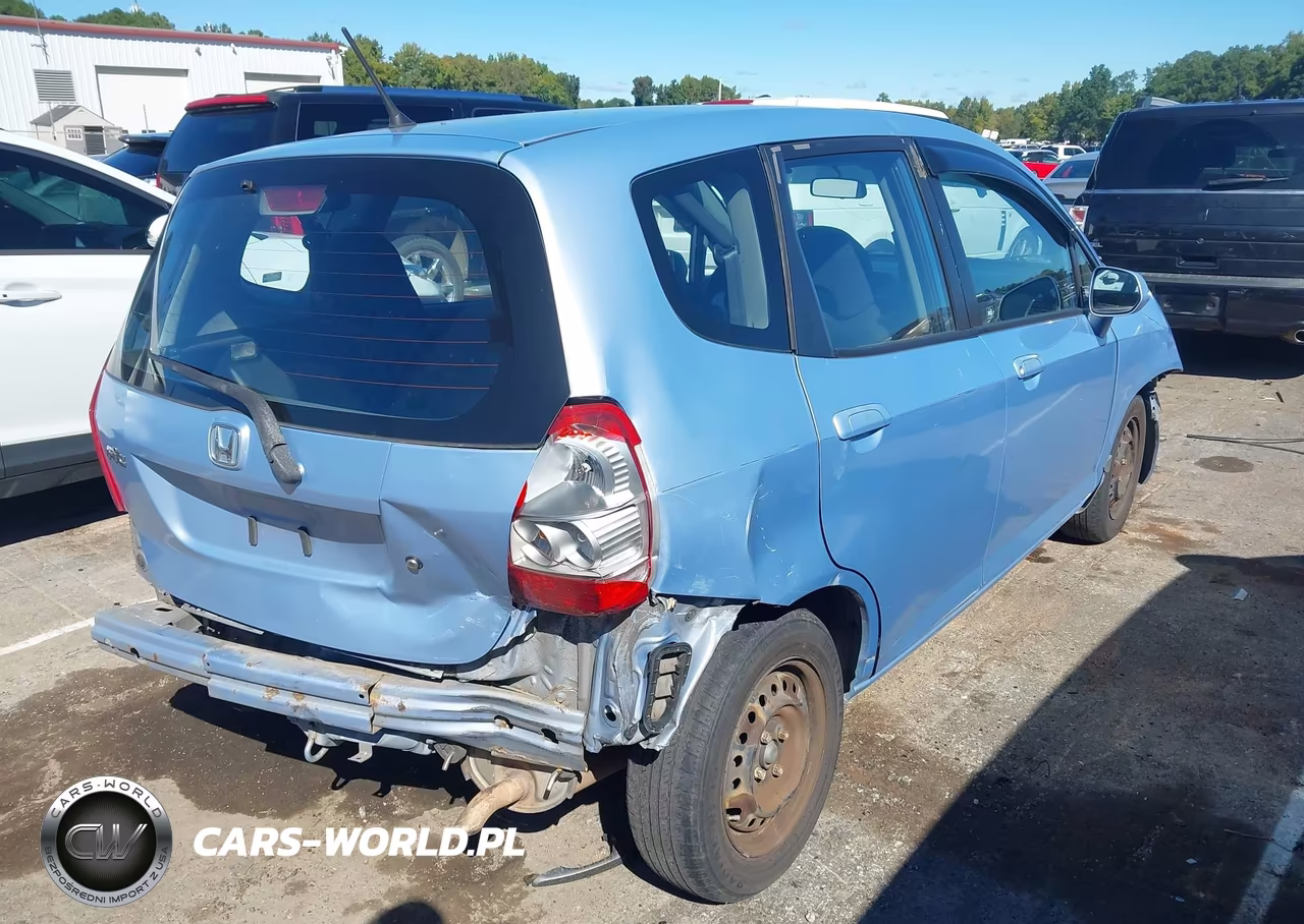 2008 Honda Fit VIN:JHMGD37478S065519 - 4