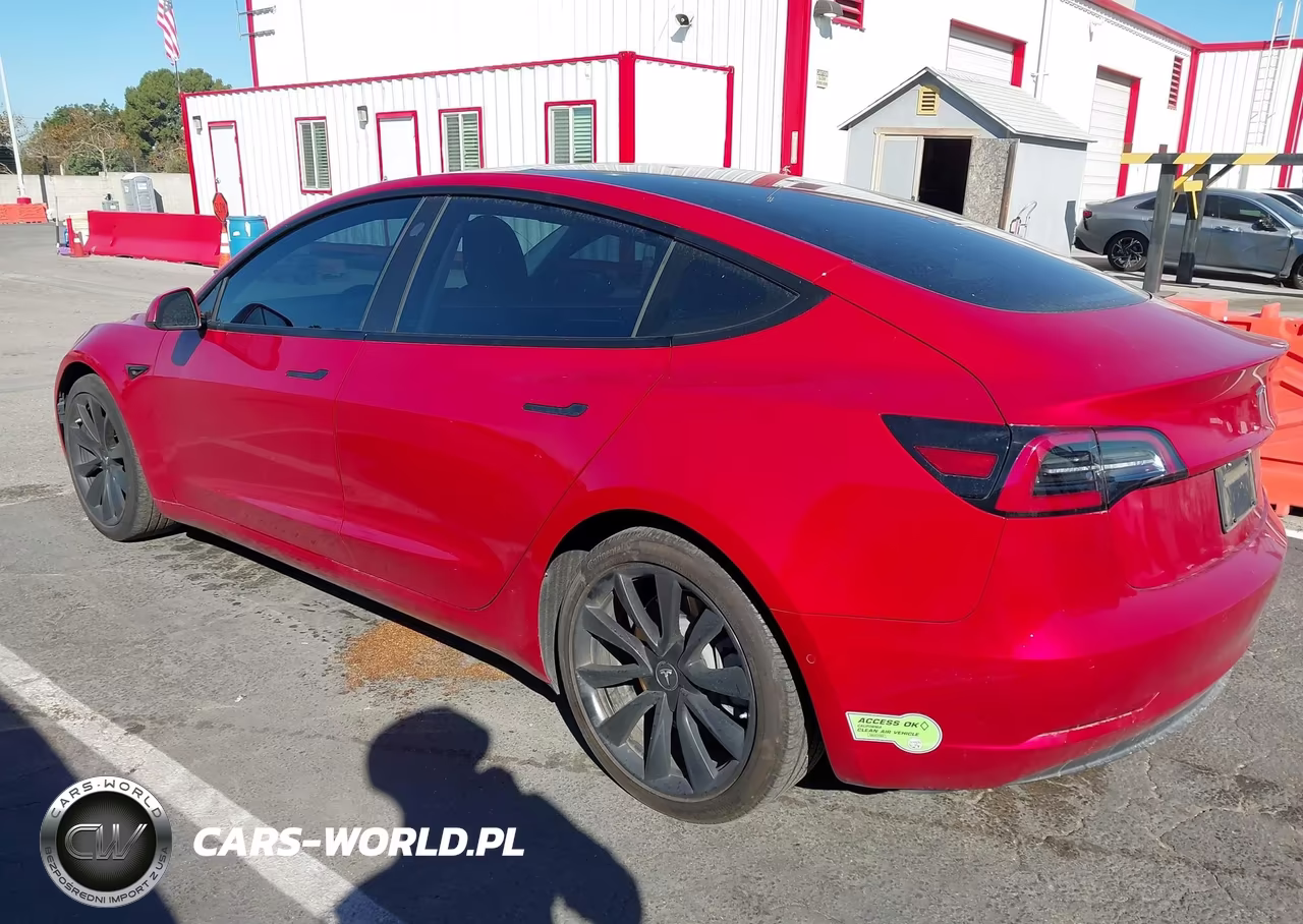 2021 Tesla Model 3 Standard Range Plus Rear-Wheel Drive VIN:5YJ3E1EA4MF030521 - 3
