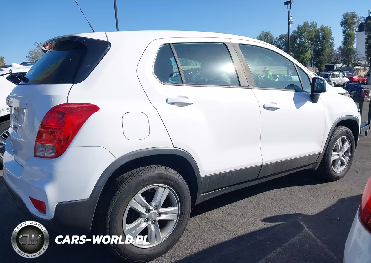 2019 Chevrolet Trax Ls VIN:3GNCJKSB6KL352789 - 13