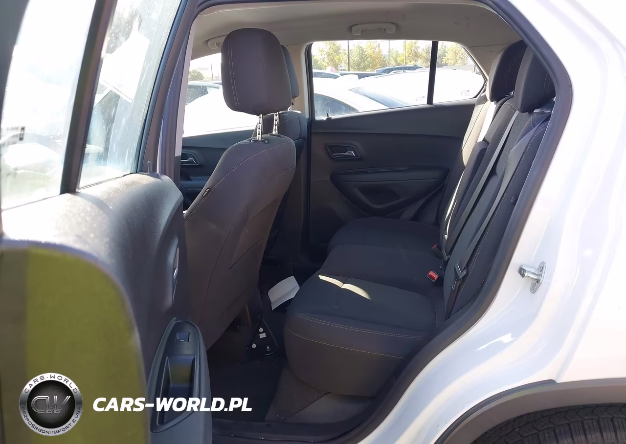 2019 Chevrolet Trax Ls VIN:3GNCJKSB6KL352789 - 8