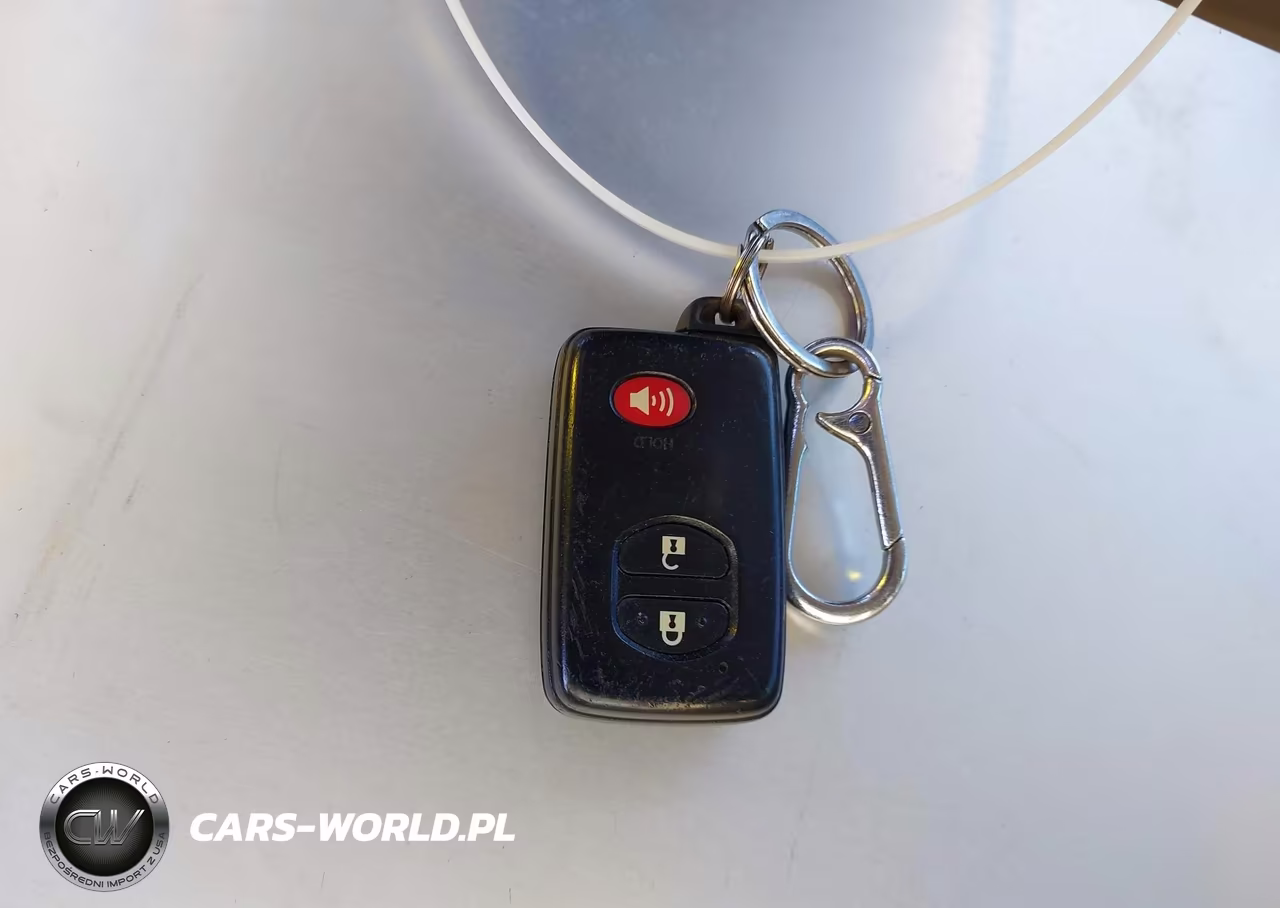 2012 Toyota Prius V Three VIN:JTDZN3EU1C3049989 - 11