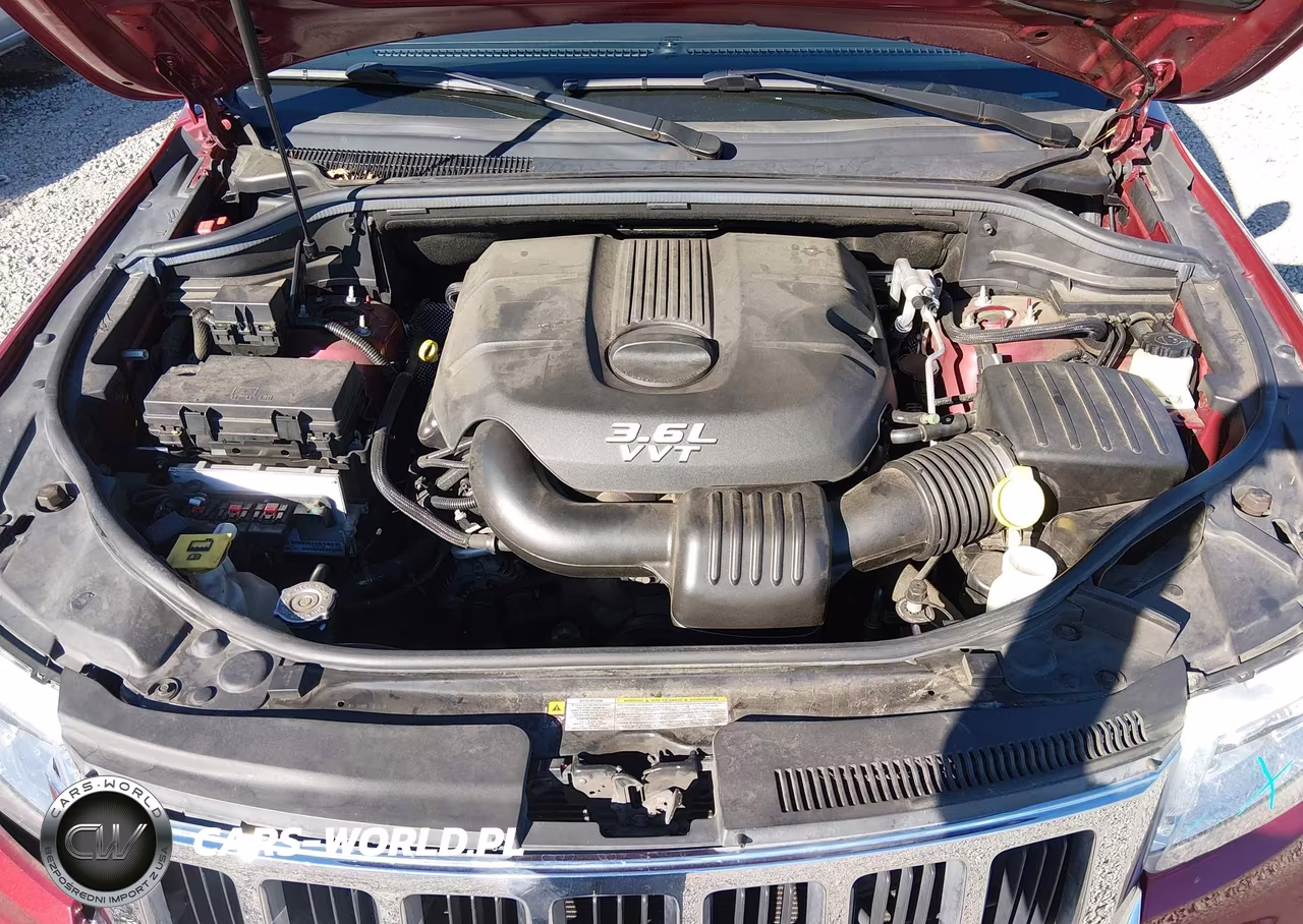 2012 Jeep Grand Cherokee Laredo VIN:1C4RJFAGXCC239111 - 10