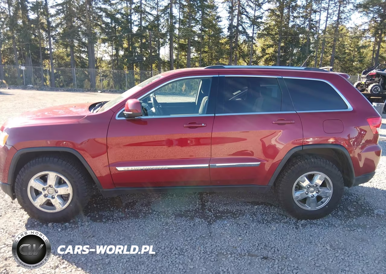 2012 Jeep Grand Cherokee Laredo VIN:1C4RJFAGXCC239111 - 14