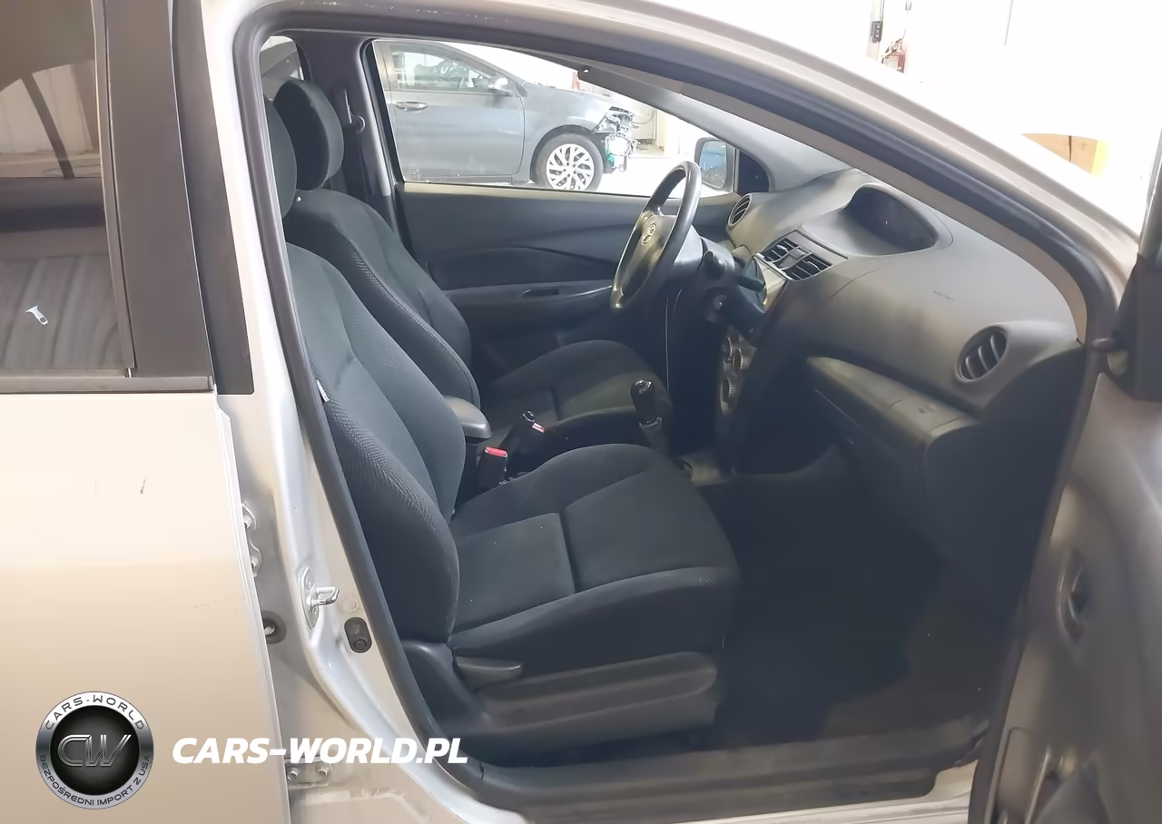 2009 Toyota Yaris VIN:JTDBT903X94051087 - 5
