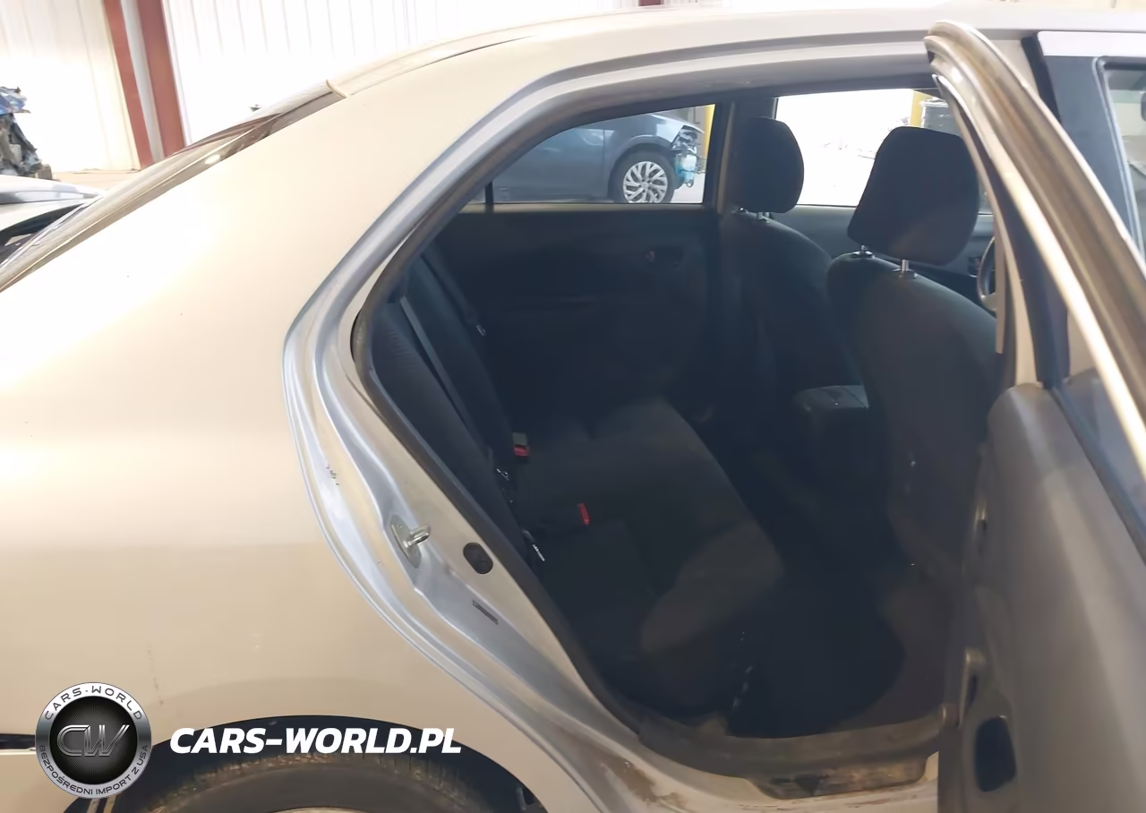 2009 Toyota Yaris VIN:JTDBT903X94051087 - 8