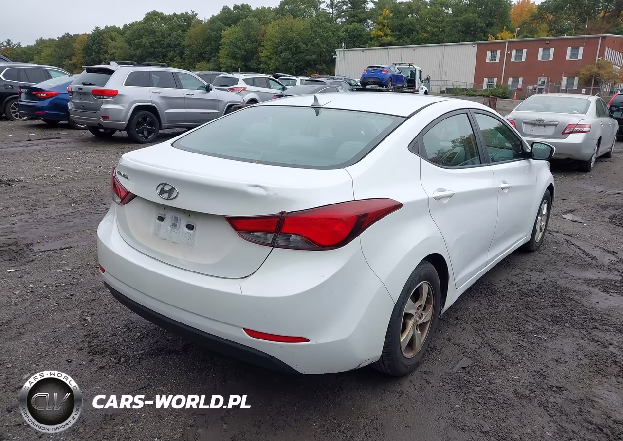 2015 Hyundai Elantra Se VIN:5NPDH4AE7FH651357 - 4