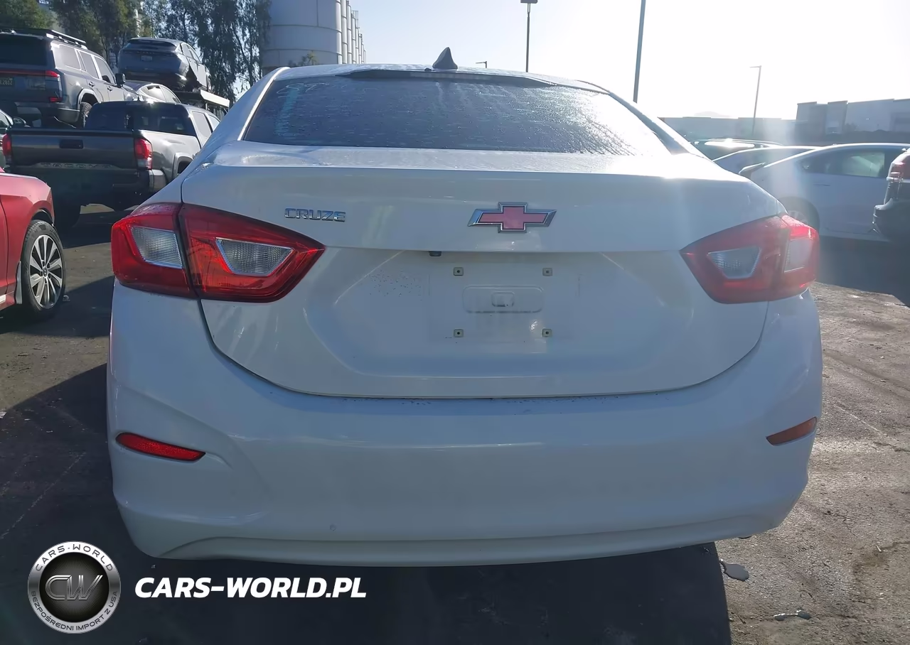 2018 Chevrolet Cruze Ls Auto VIN:1G1BC5SM7J7123034 - 17